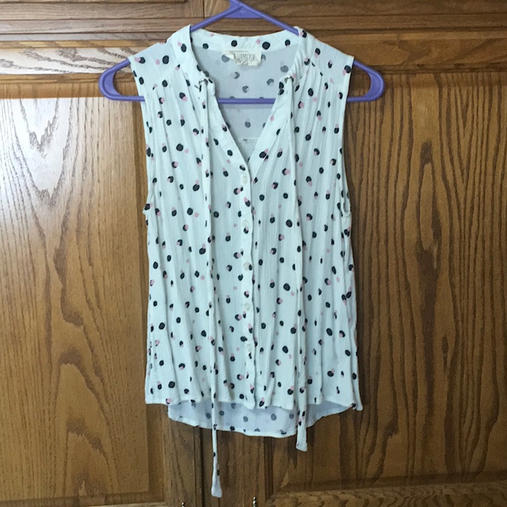 Small Sleeveless blouse